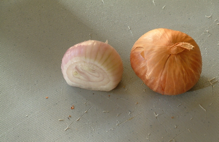 Bawang Merah Kupas pack 150g